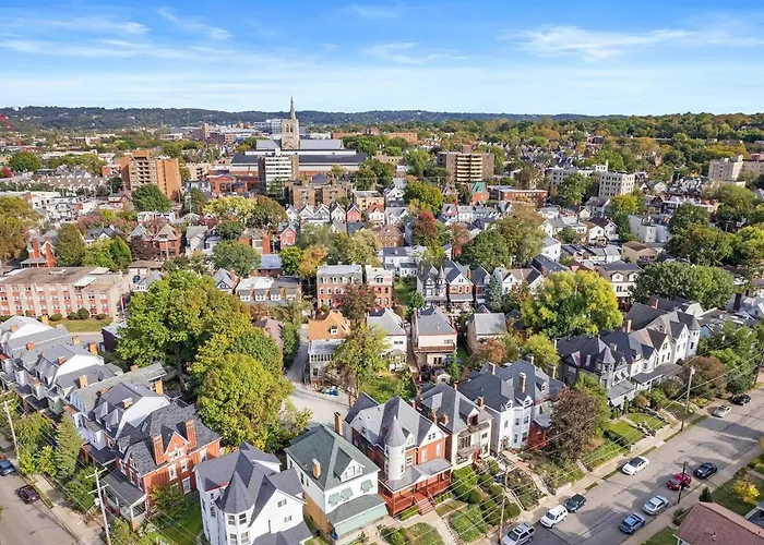 Shadyside, !2 Bright And Stylish With Free Parking *